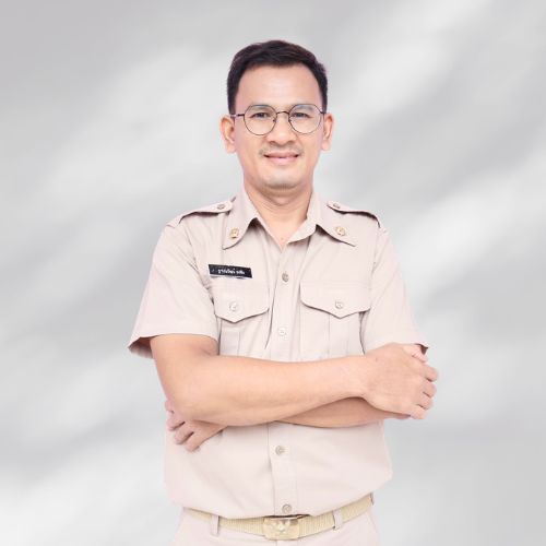นายฐาปนวัฒน์  ธงชัย